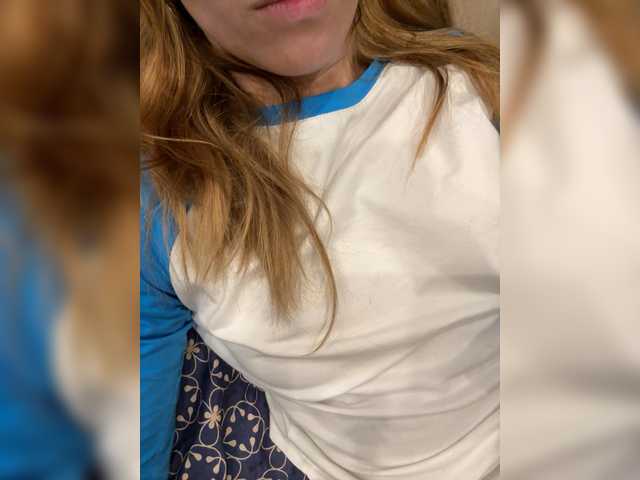 Evagogogo live cam on BongaCams