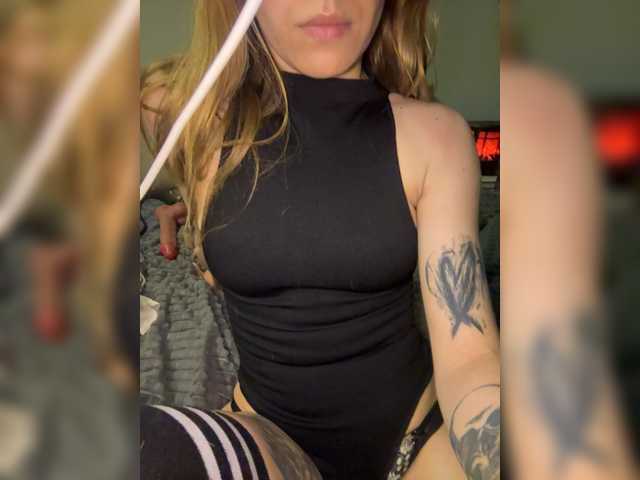 Evagogogo live cam on BongaCams