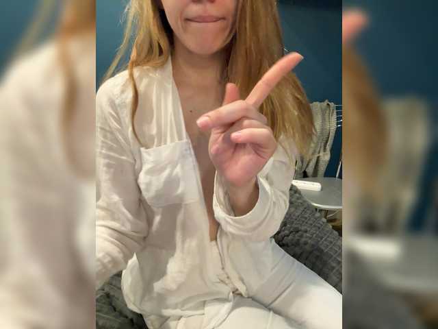 Evagogogo live cam on BongaCams