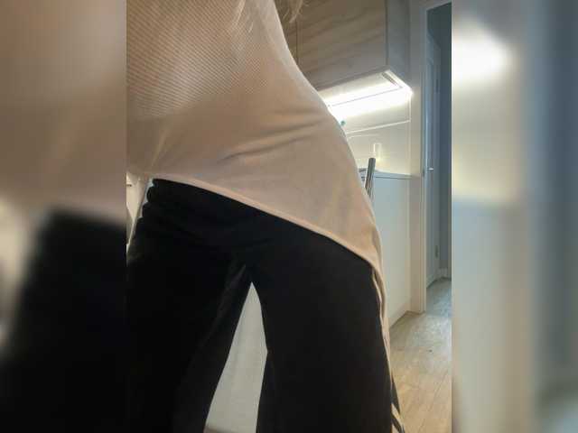 Evagogogo live cam on BongaCams