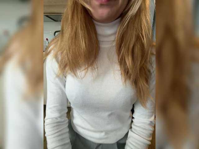 Evagogogo live cam on BongaCams