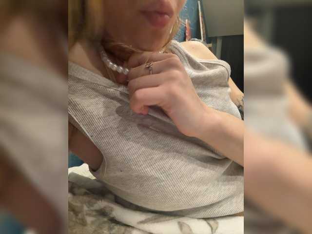 Evagogogo live cam on BongaCams