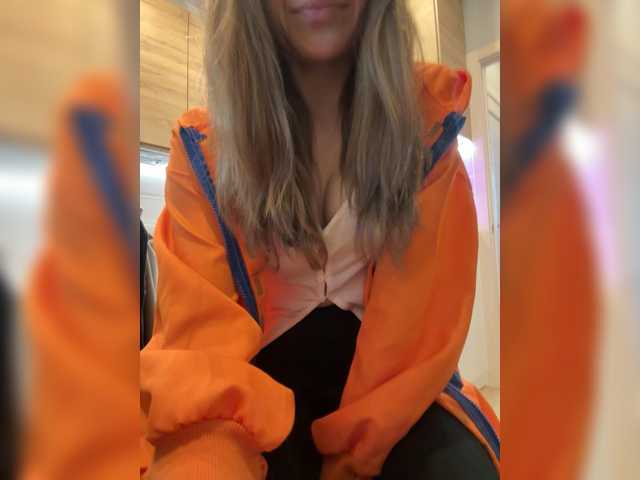 Evagogogo live cam on BongaCams