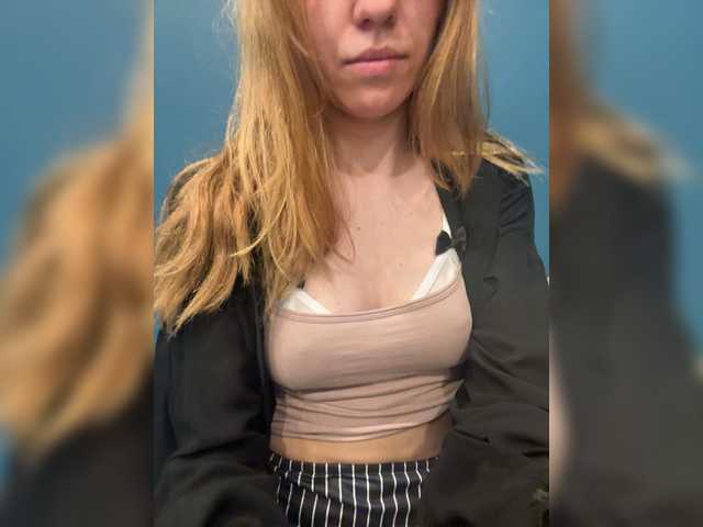 Evagogogo live cam on BongaCams