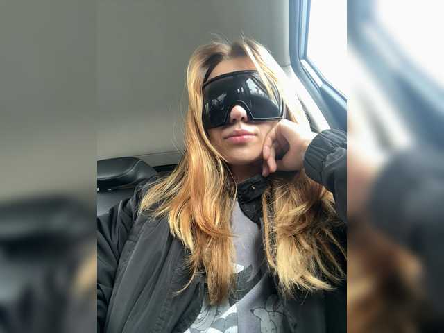 Evagogogo live cam on BongaCams