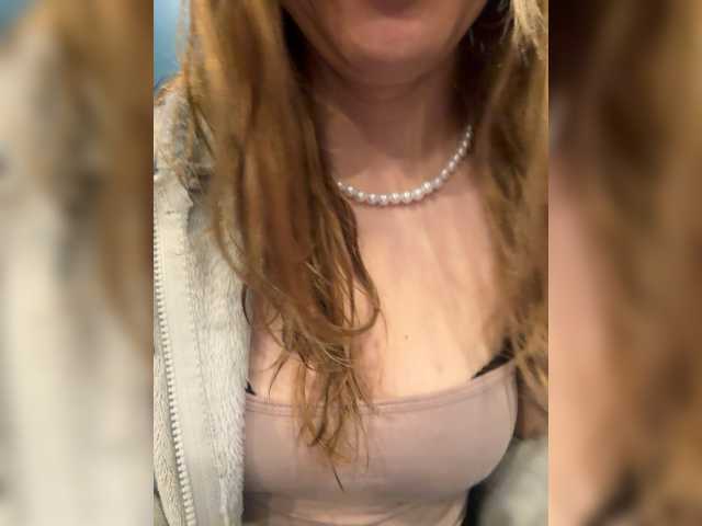 Evagogogo live cam on BongaCams