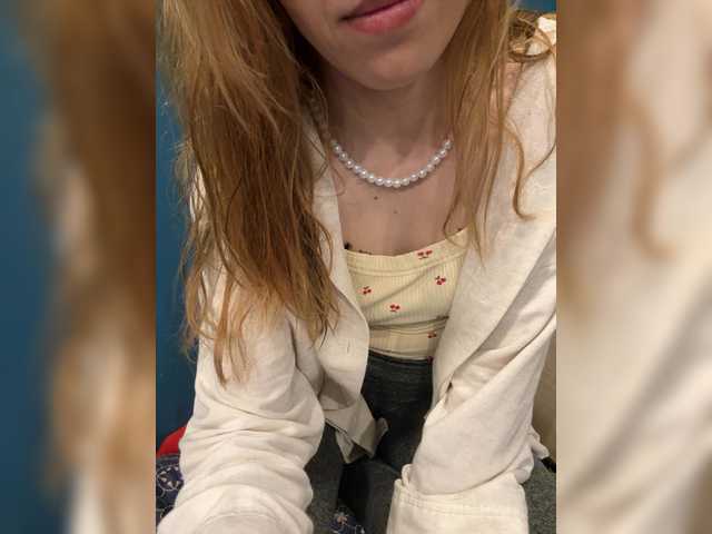Evagogogo live cam on BongaCams