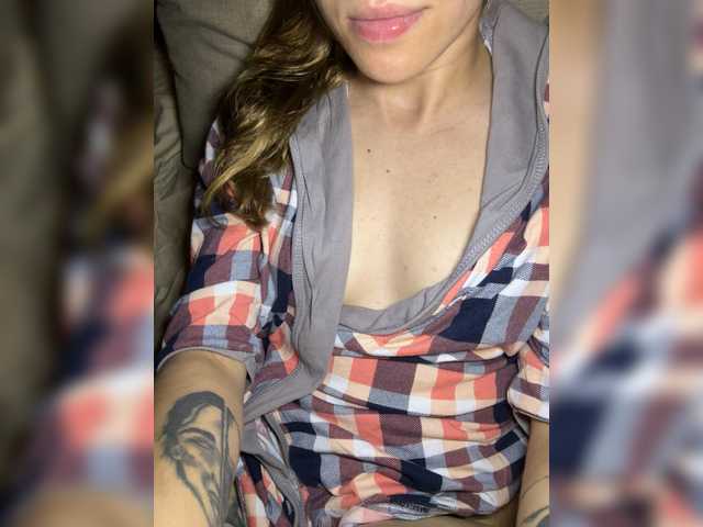 Evagogogo live cam on BongaCams
