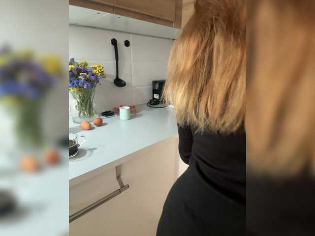 Evagogogo live cam on BongaCams