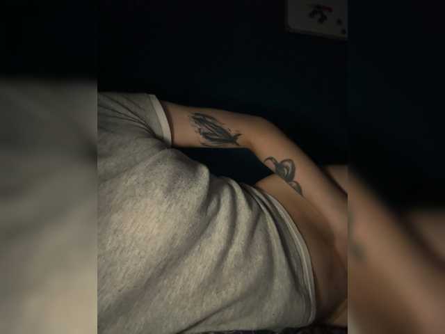 Evagogogo live cam on BongaCams