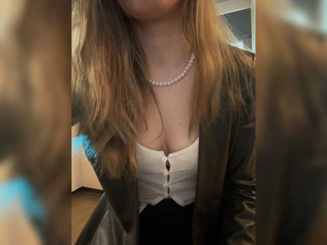 Evagogogo live cam on BongaCams