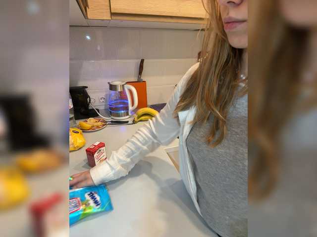 Evagogogo live cam on BongaCams