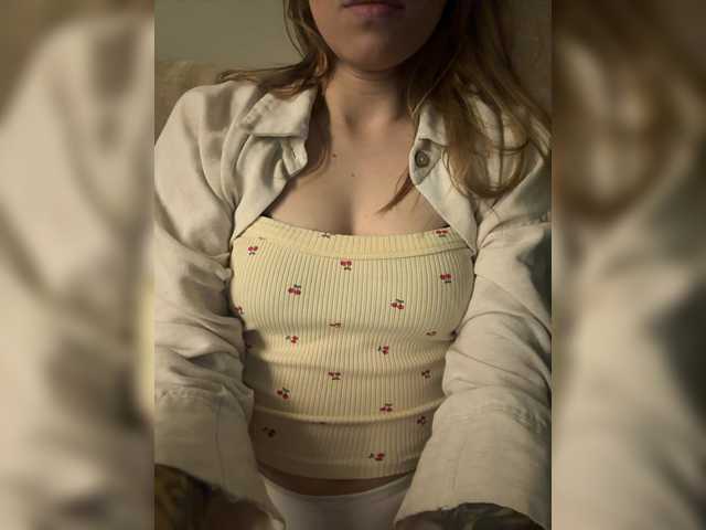 Evagogogo live cam on BongaCams