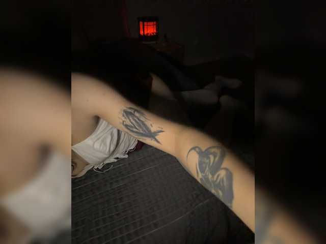 Evagogogo live cam on BongaCams