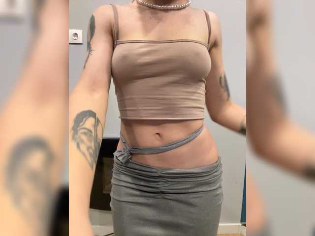 Evagogogo live cam on BongaCams