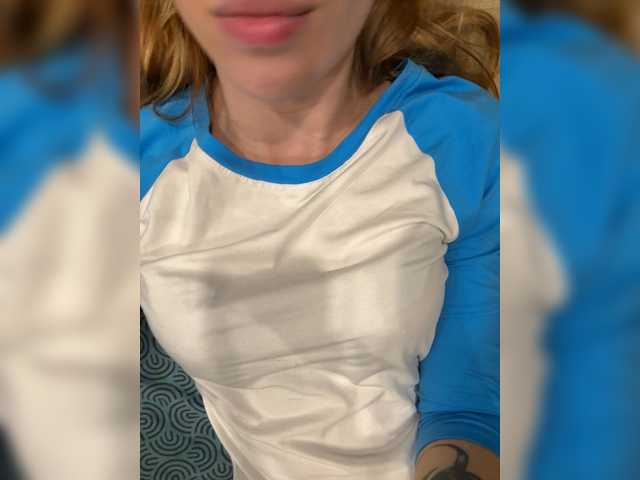 Evagogogo live cam on BongaCams
