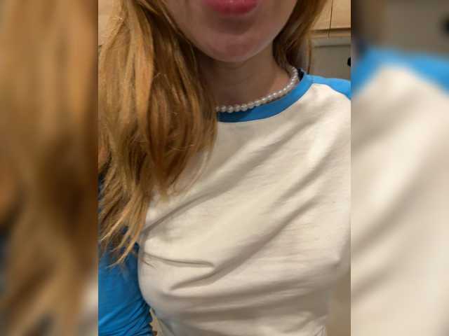 Evagogogo live cam on BongaCams