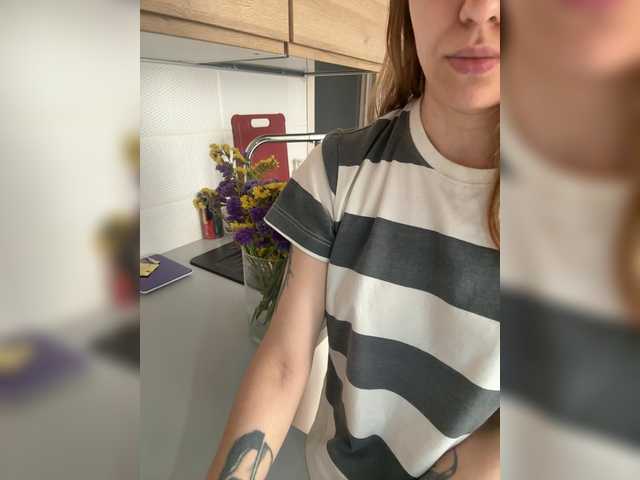 Evagogogo live cam on BongaCams