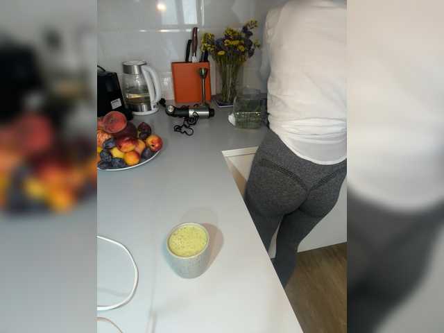 Evagogogo live cam on BongaCams
