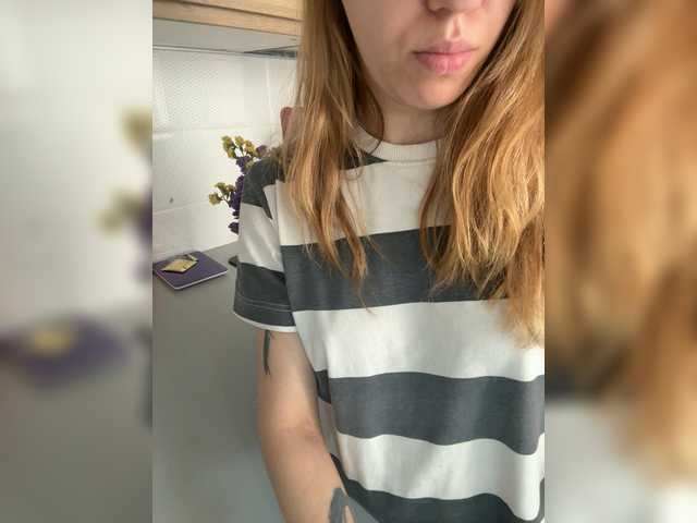 Evagogogo live cam on BongaCams