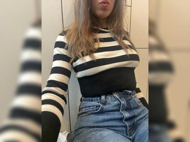 Evagogogo live cam on BongaCams