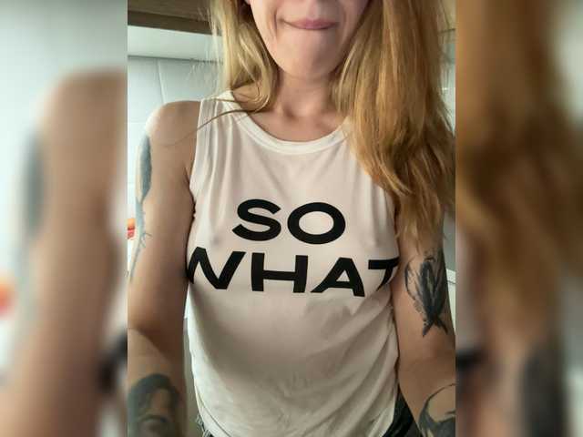 Evagogogo live cam on BongaCams