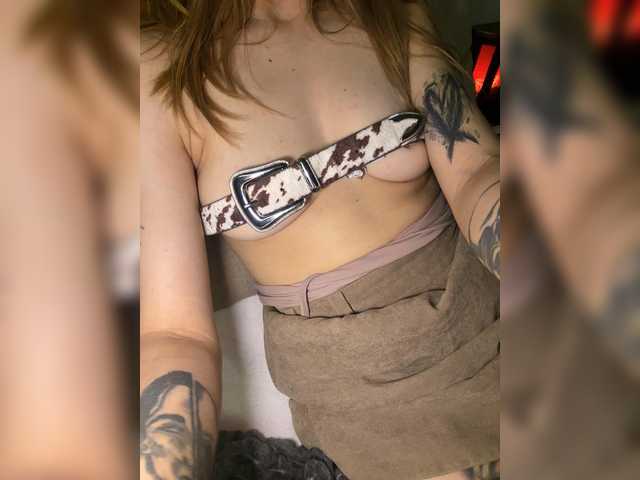 Evagogogo live cam on BongaCams
