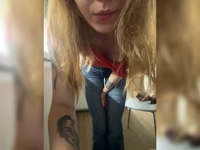 Evagogogo, en vivo ahora en BongaCams