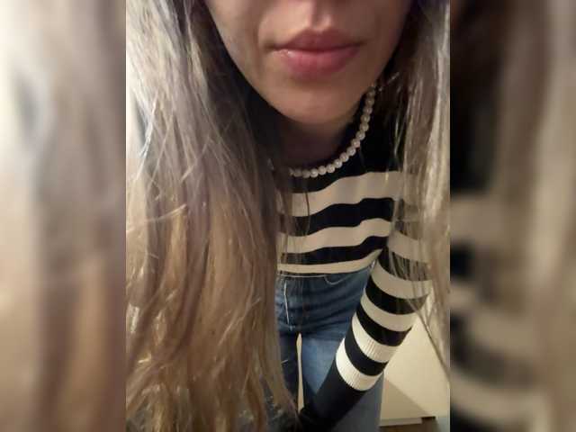 Evagogogo live cam on BongaCams