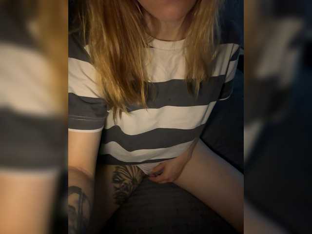 Evagogogo live cam on BongaCams