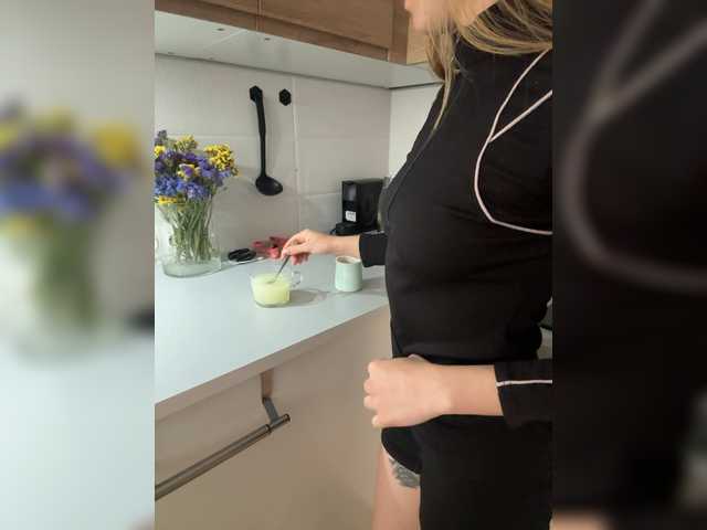Evagogogo live cam on BongaCams