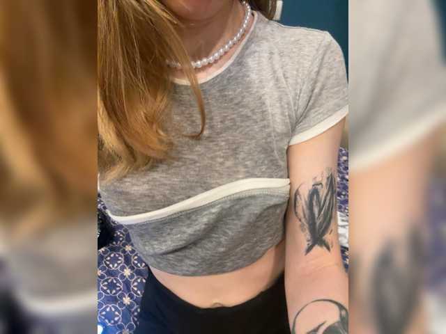 Evagogogo live cam on BongaCams