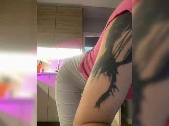 Evagogogo Live Webcam on BongaCams