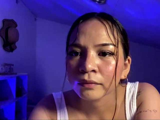 SundaySalmon live cam on BongaCams