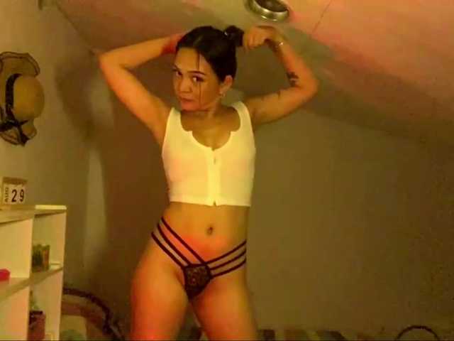 SundaySalmon live cam on BongaCams