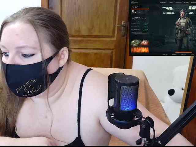 MiraKiss1 MiraKiss1