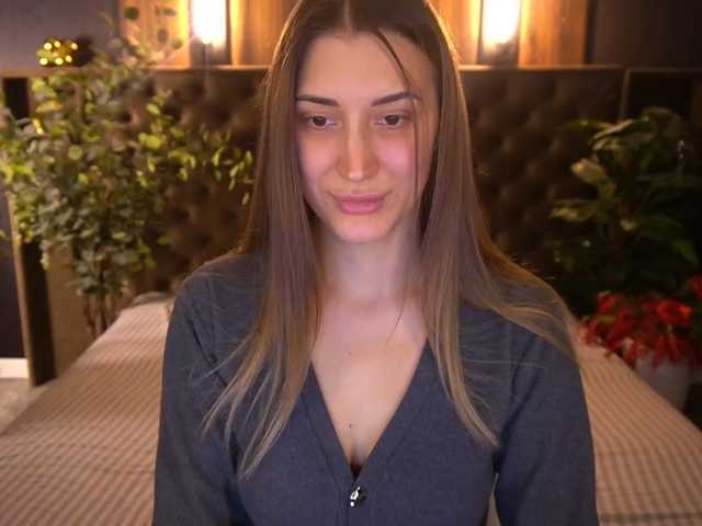 MiaCarterss live cam on BongaCams