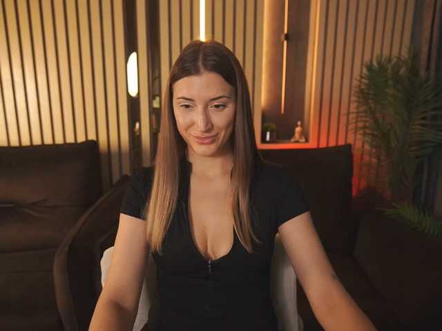 MiaCarterss live cam on BongaCams