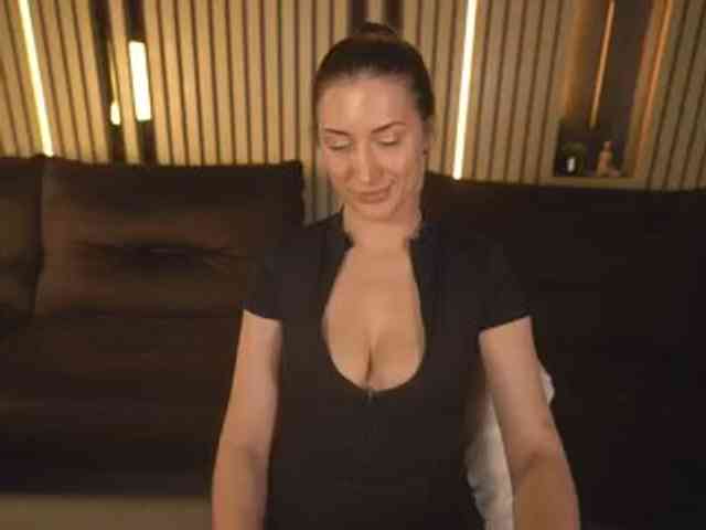 MiaCarterss webcam
