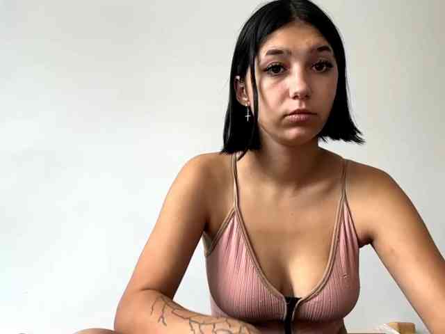 CuteNastyaX1 webcam