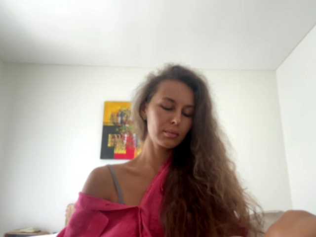 PolinaMayner live cam on BongaCams