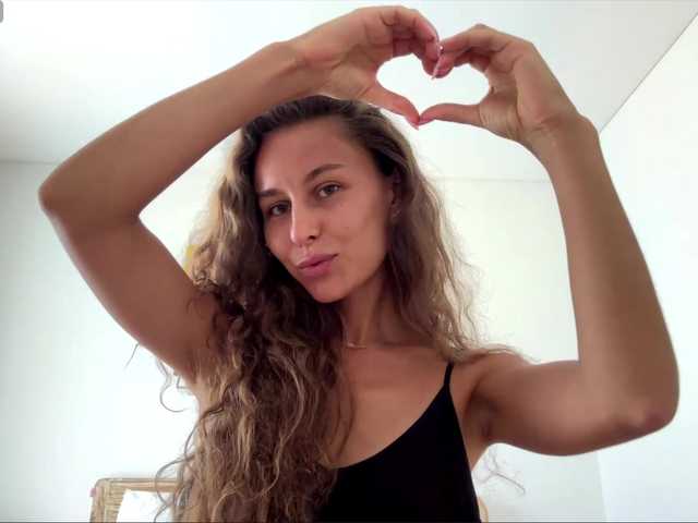 PolinaMayner live cam