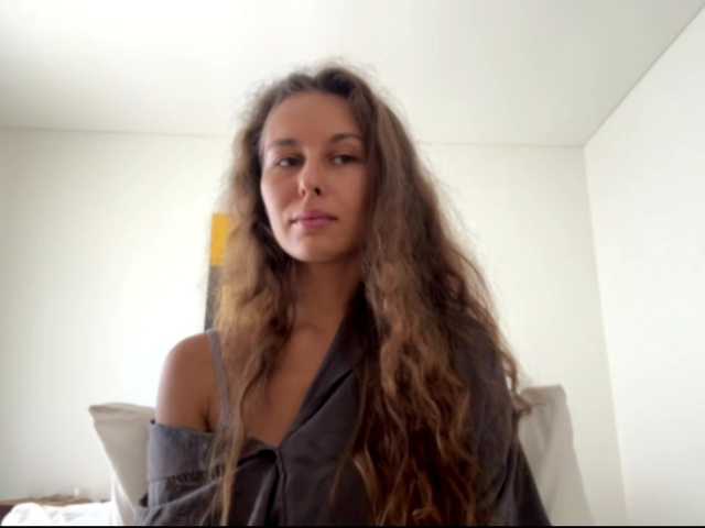 PolinaMayner live cam on BongaCams