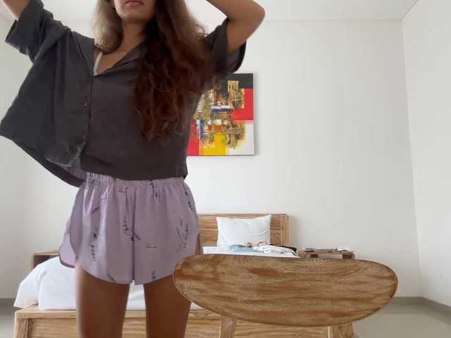 PolinaMayner live cam on BongaCams