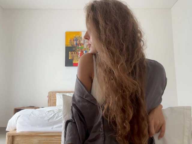 PolinaMayner live cam on BongaCams