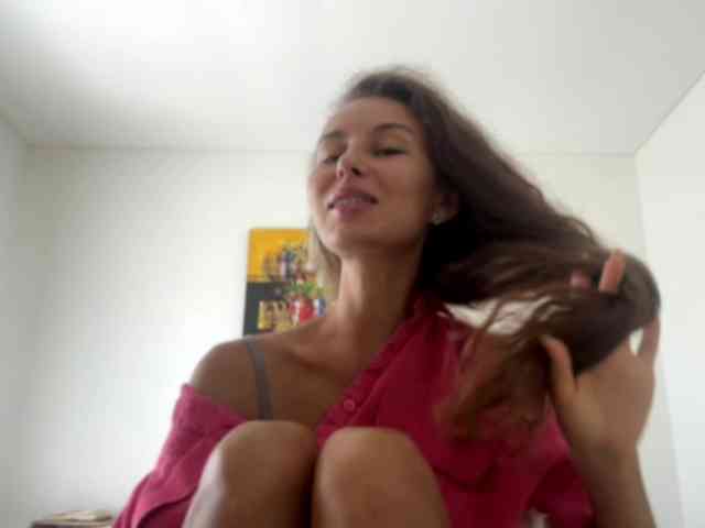 Model: PolinaMayner