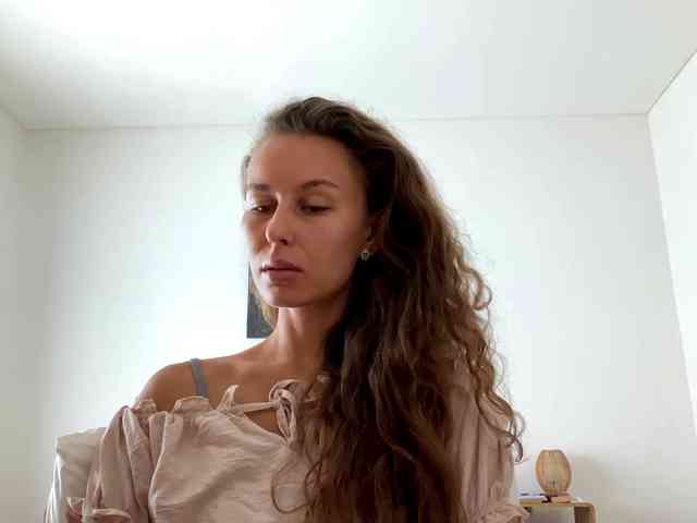 PolinaMayner webcam