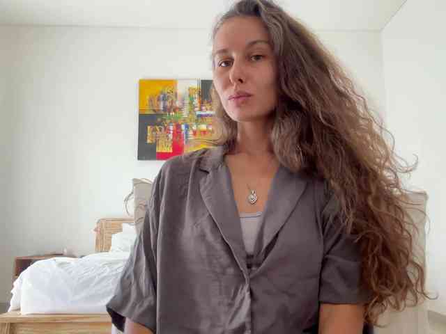 Model: PolinaMayner