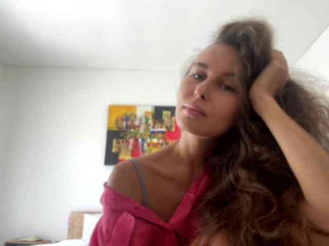 Model: PolinaMayner