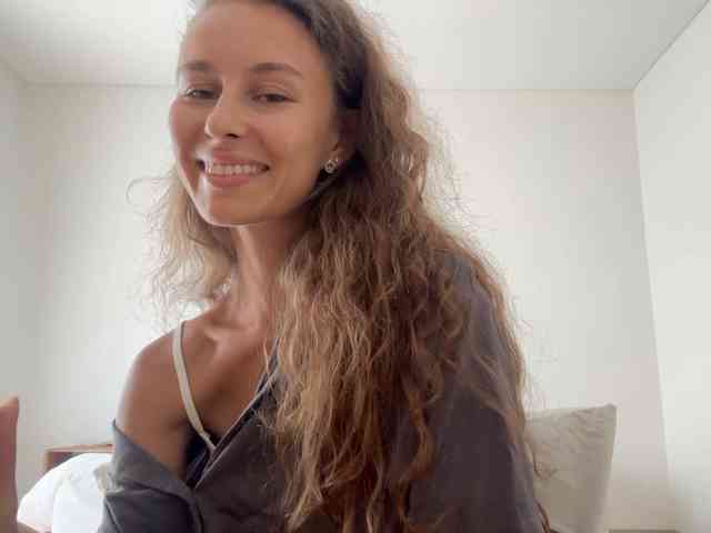 Model: PolinaMayner